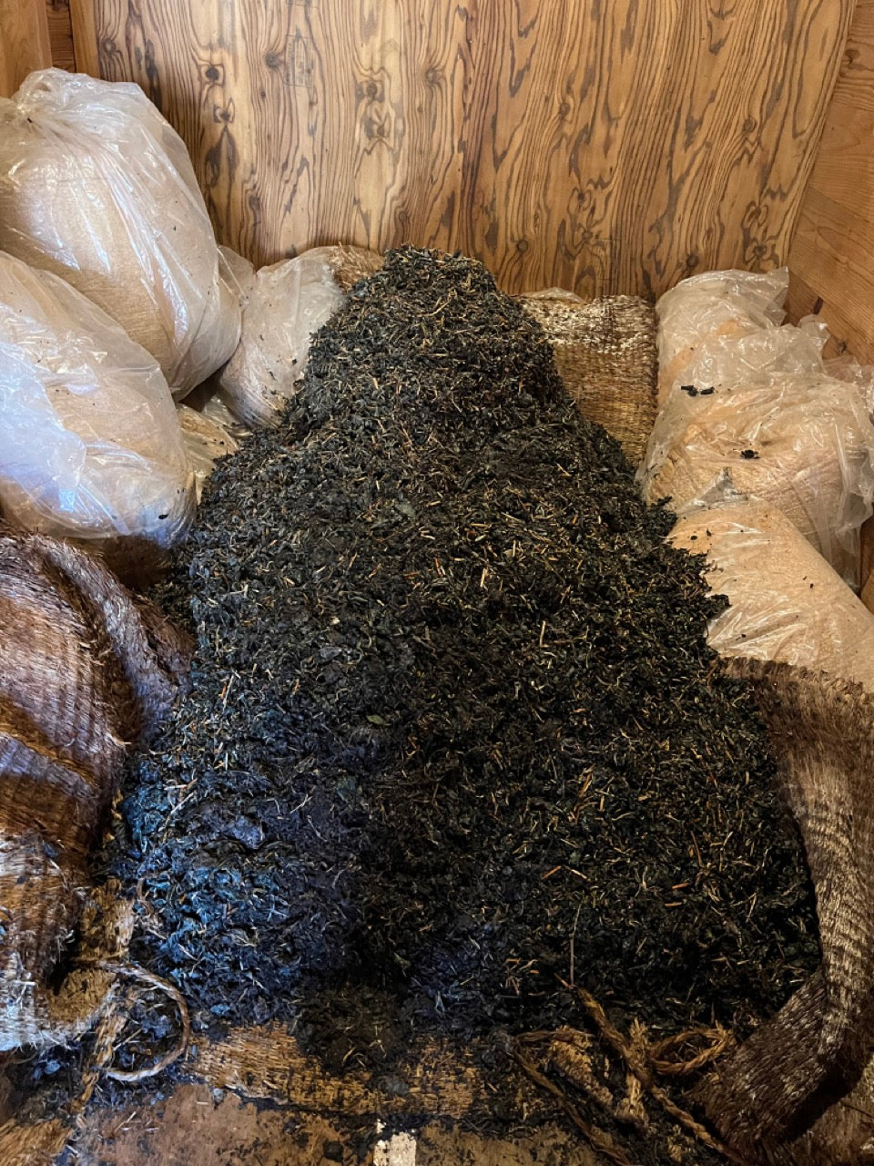 Learn about everything from the fields to indigo dyeing and sukumo making at "Ainoha Trust"