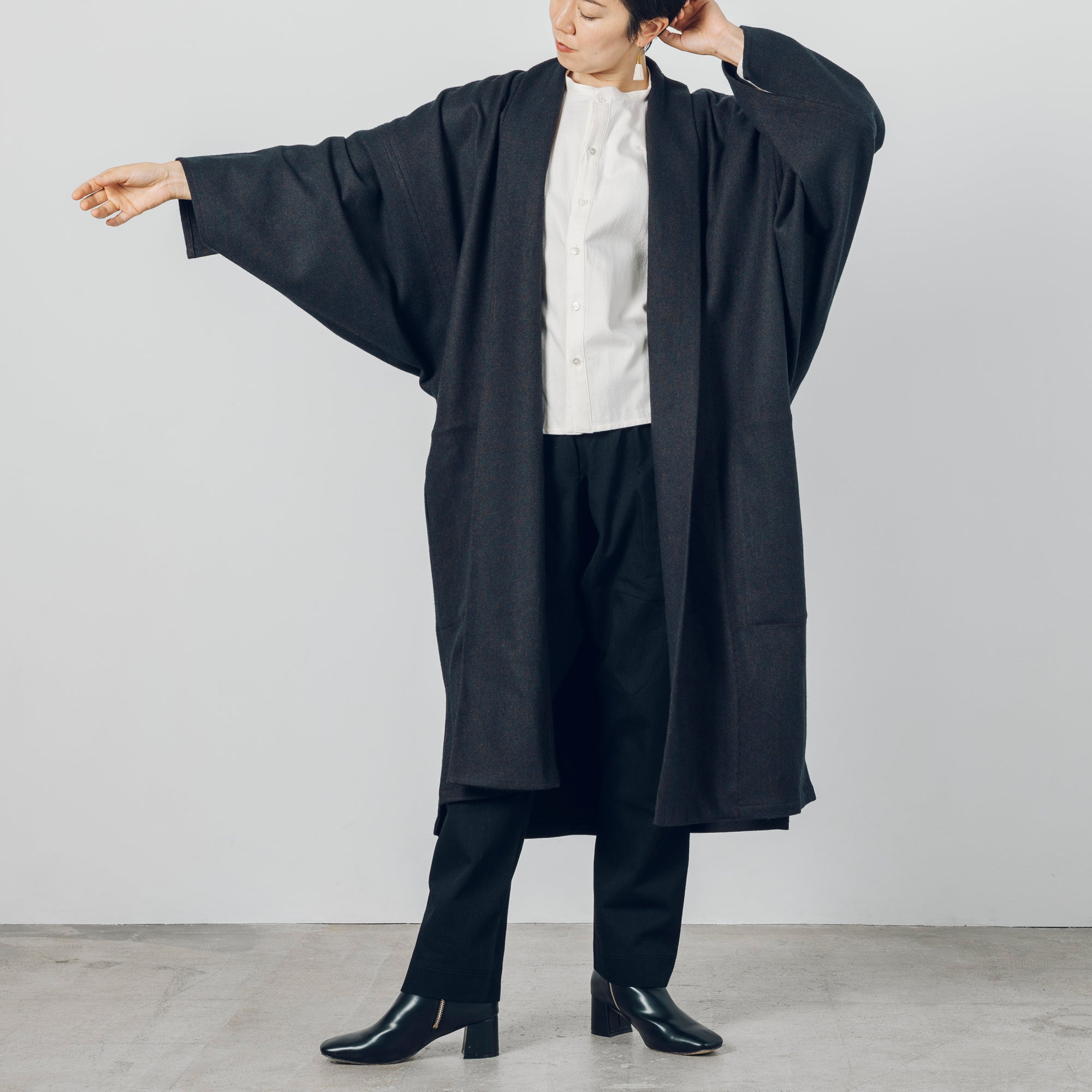 Long Gathered Sleeve Haori - Rescue Wool Herringbone / Navy