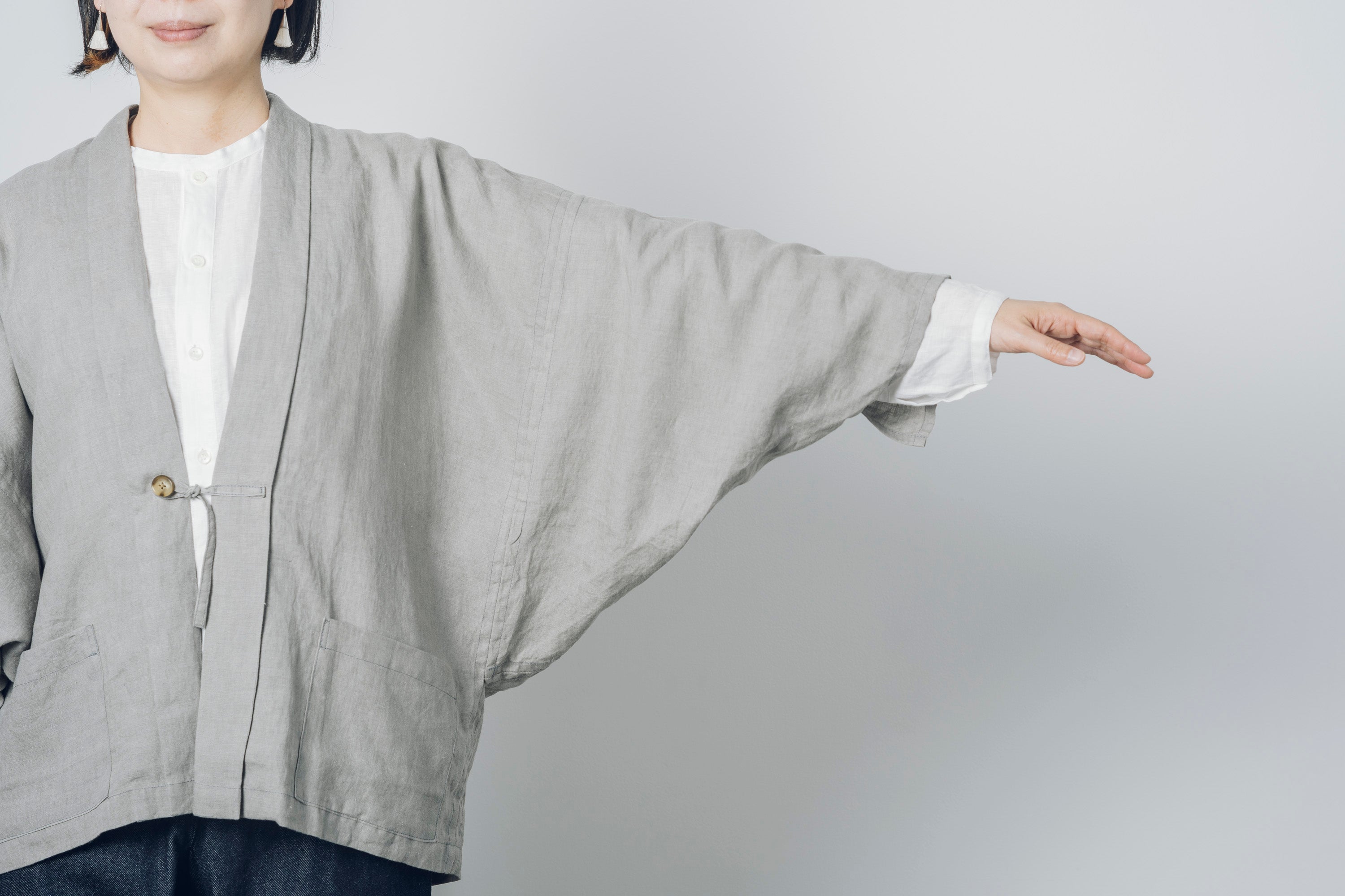 手縫いで二日間かけて作る直線断ちの生活着 〜6月たつけ・9月越前シャツ・12月もじり袖の羽織〜(@東京池袋・自由学園明日館)