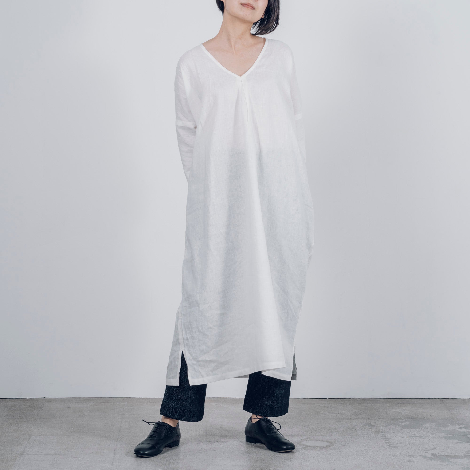 さっくりワンピース］リネン/ホワイト