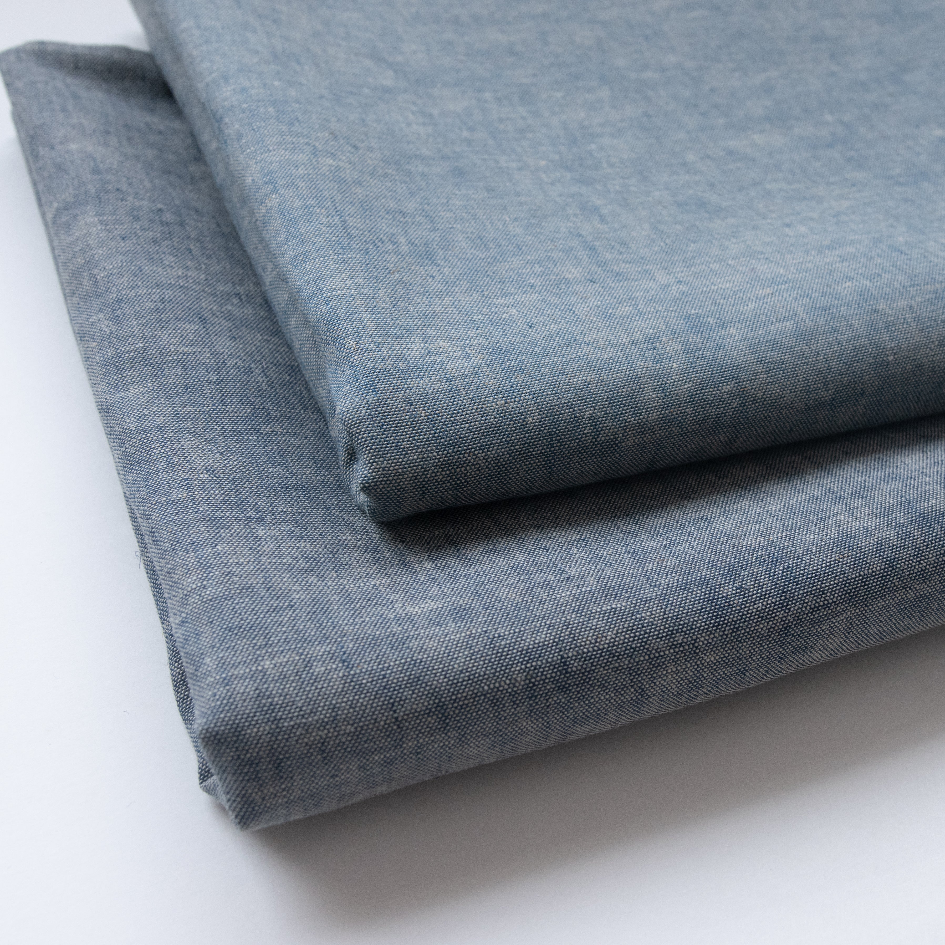 ［シャツ/ ワンピース布］コットンリネンシャンブレー/ ネイビー or ブルー