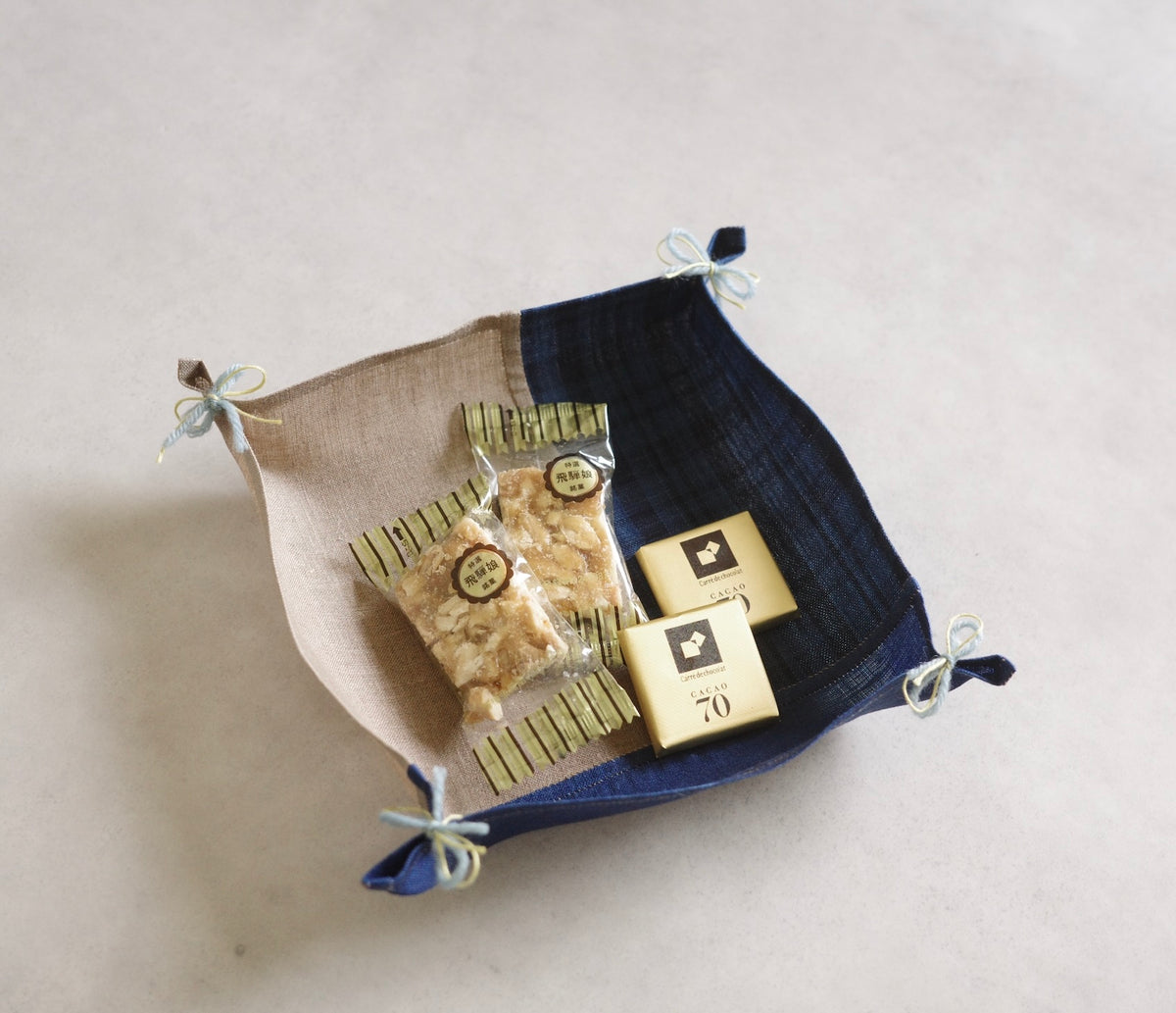 Small pouch made from plant-based indigo-dyed scrap fabric (12/19 Kyoto)