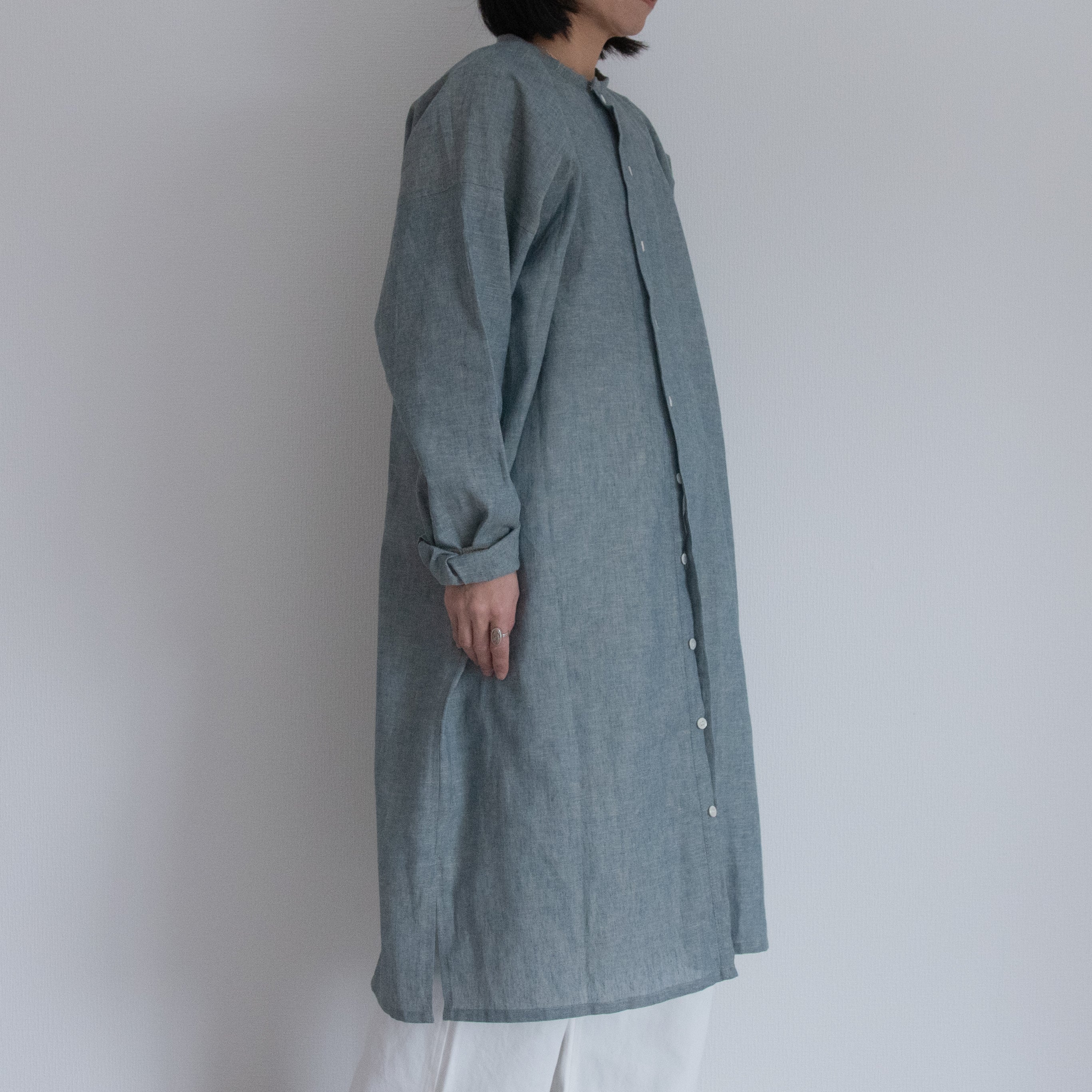 ［シャツ/ ワンピース布］コットンリネンシャンブレー/ ネイビー or ブルー