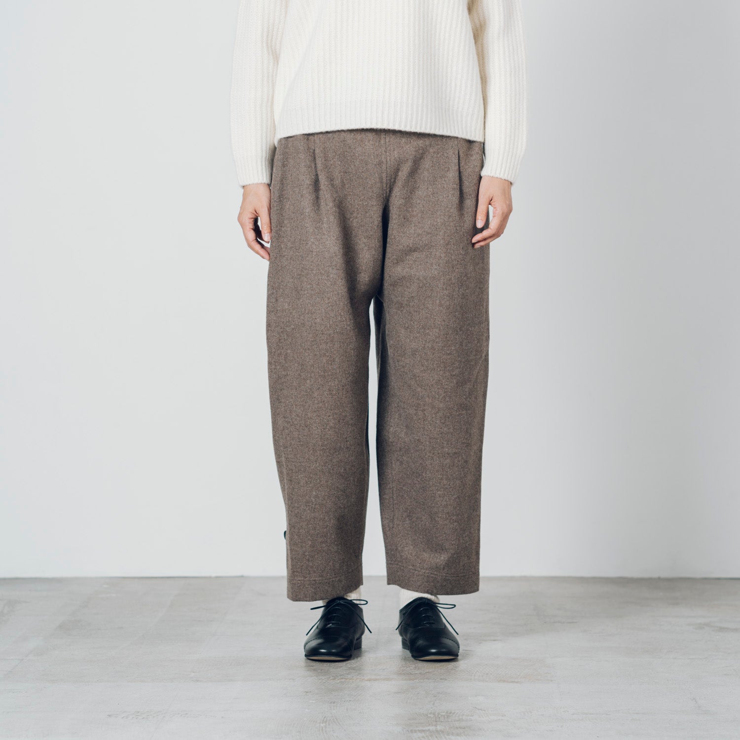 [Hakama] Wool (Black Merino)/Brown [Jodhpurs]