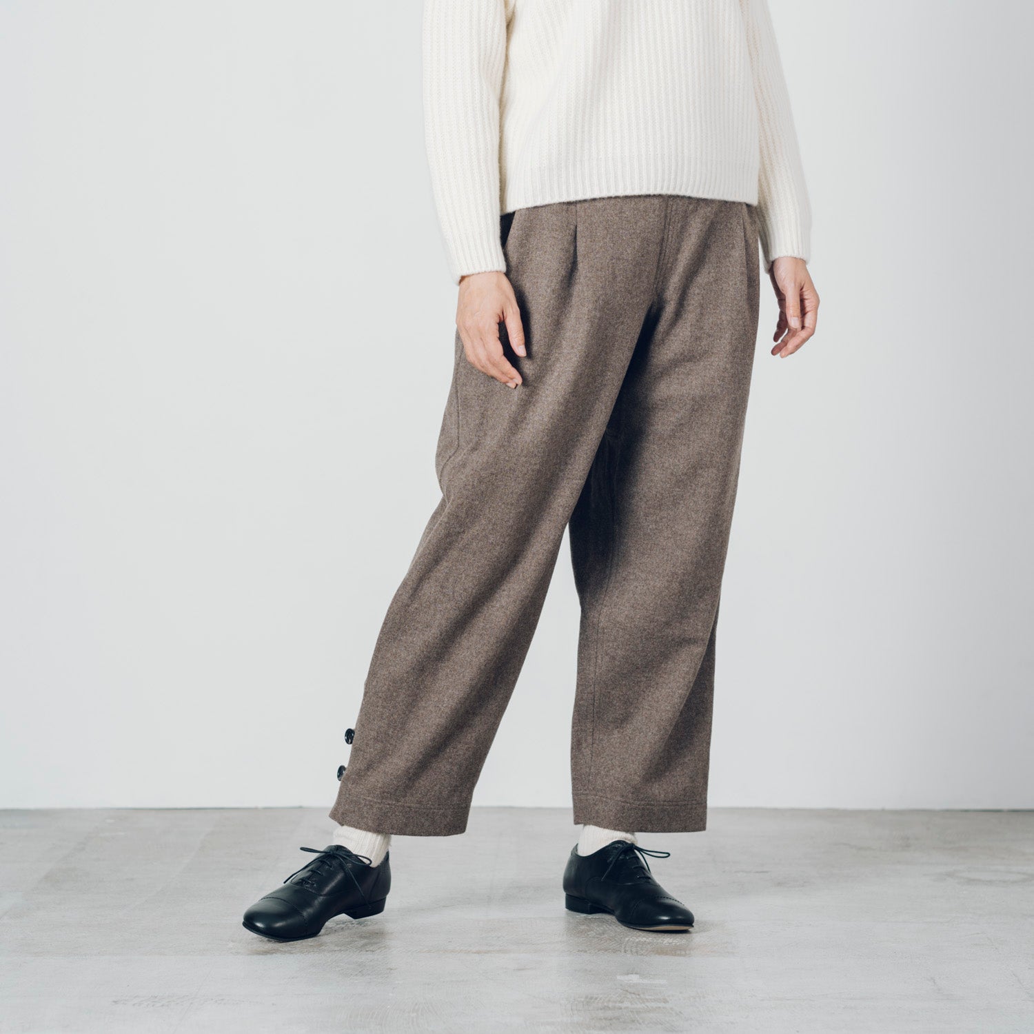 [Hakama] Wool (Black Merino)/Brown [Jodhpurs]