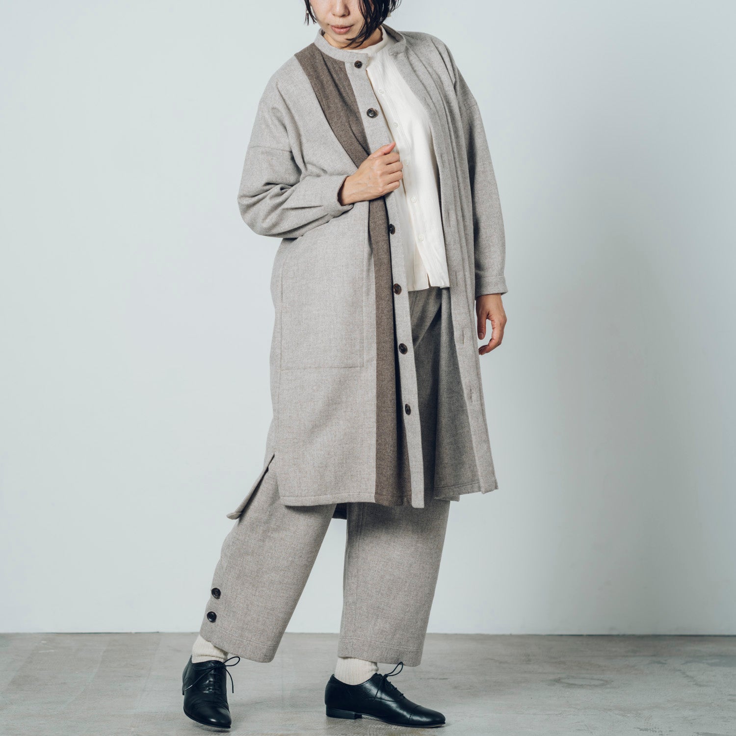 Accepting orders until 3/31 [Echizen Coat] Wool (Black Merino)/Gray x Brown