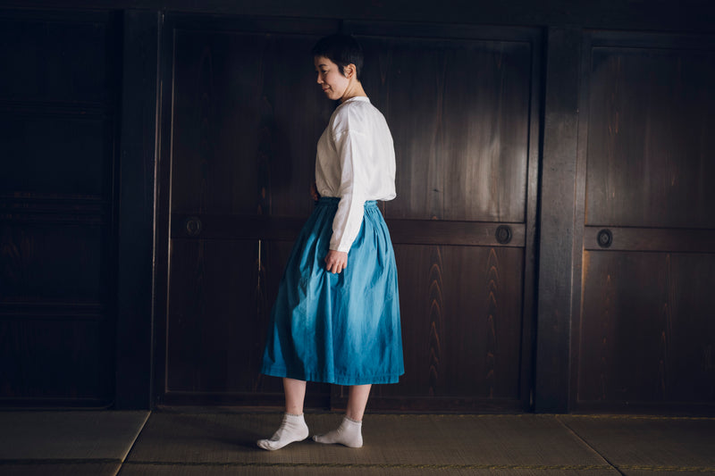 [Skirt] Gathered skirt/indigo dye gradation