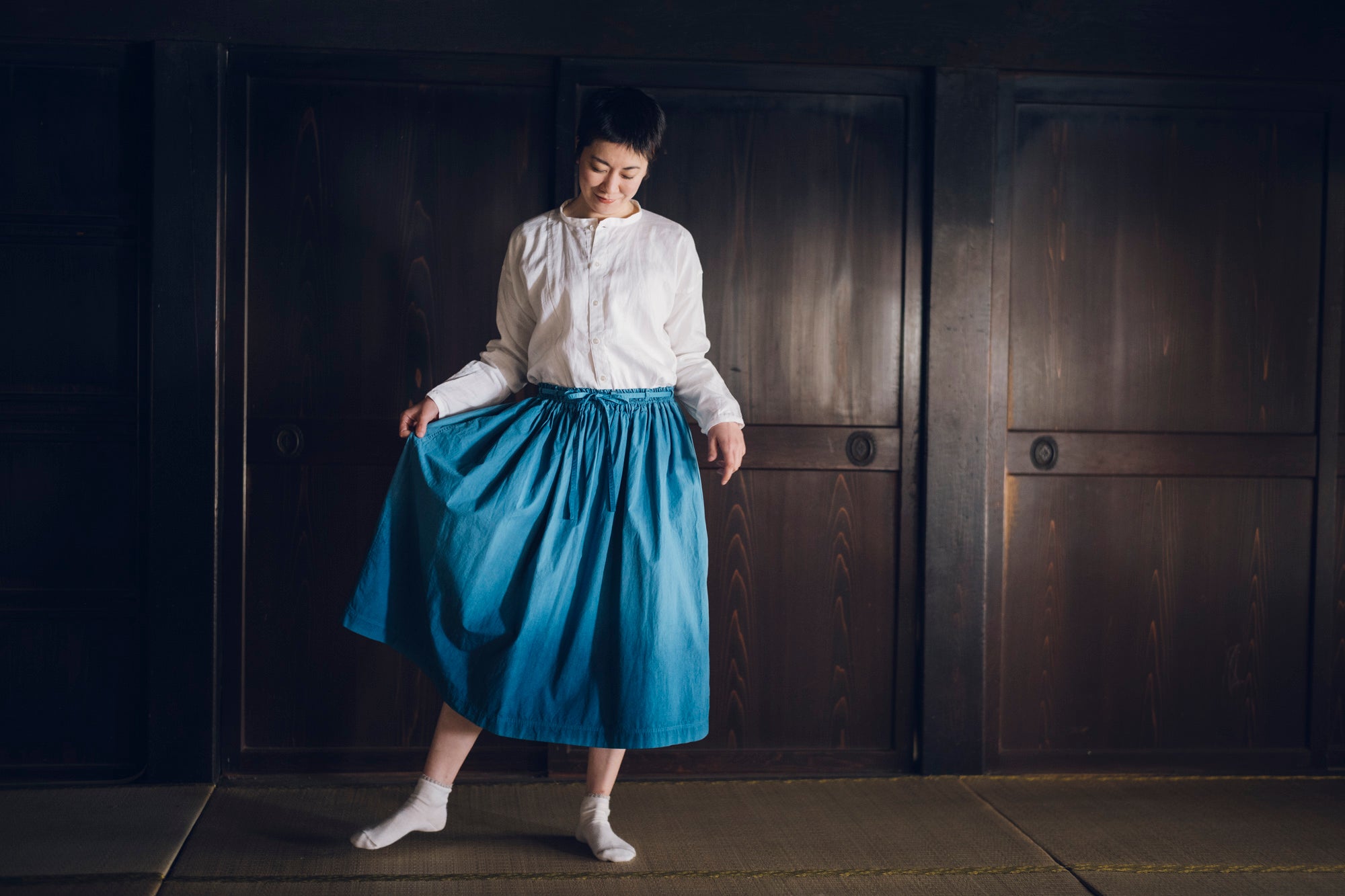 [Skirt] Gathered skirt/indigo dye gradation