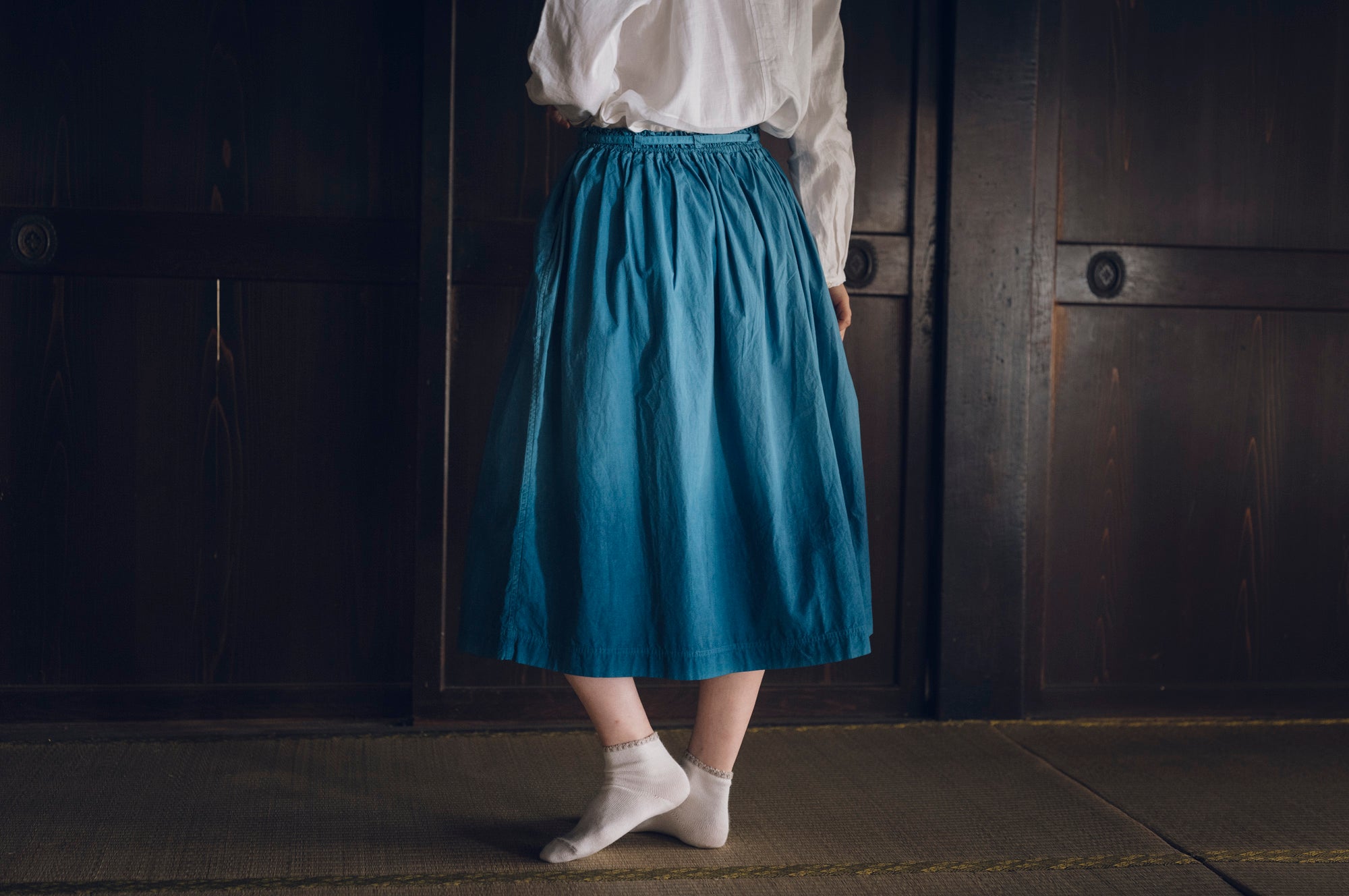 [Skirt] Gathered skirt/indigo dye gradation