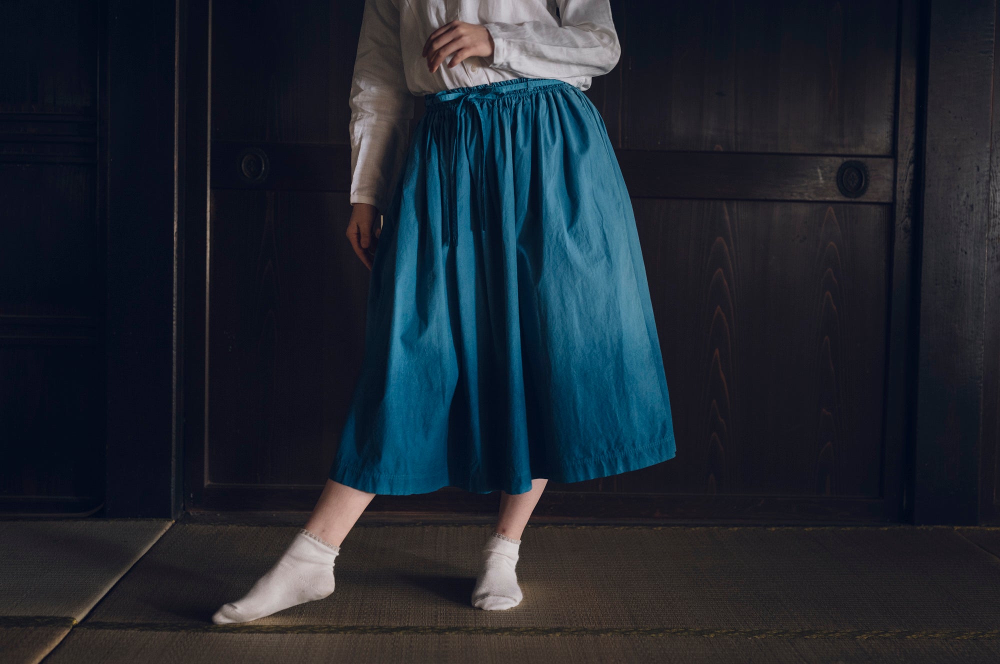 [Skirt] Gathered skirt/indigo dye gradation