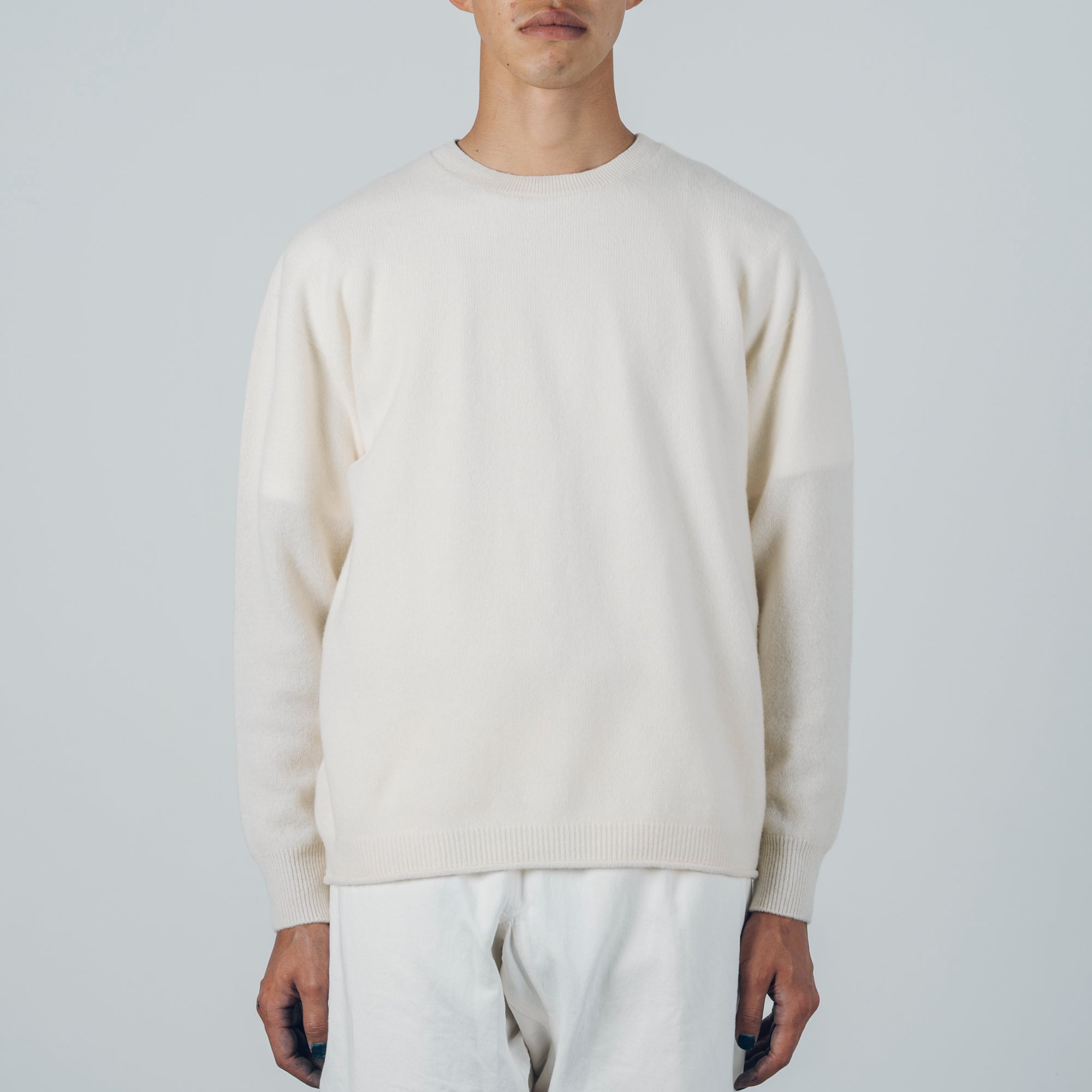 クルーネックセーター］メリノウール / タスマニアホワイトsize2