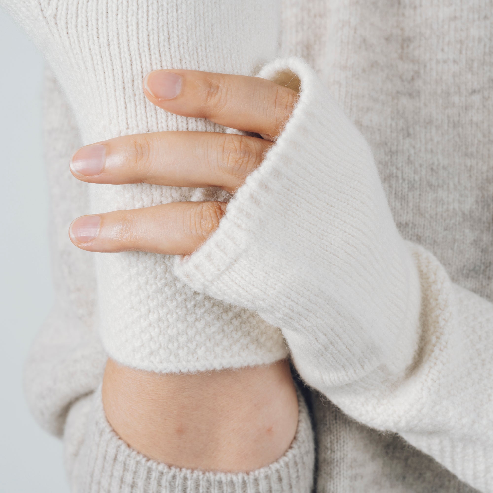 [Arm warmers] Wool (Tasmanian wool, black merino) / Available in 3 colors