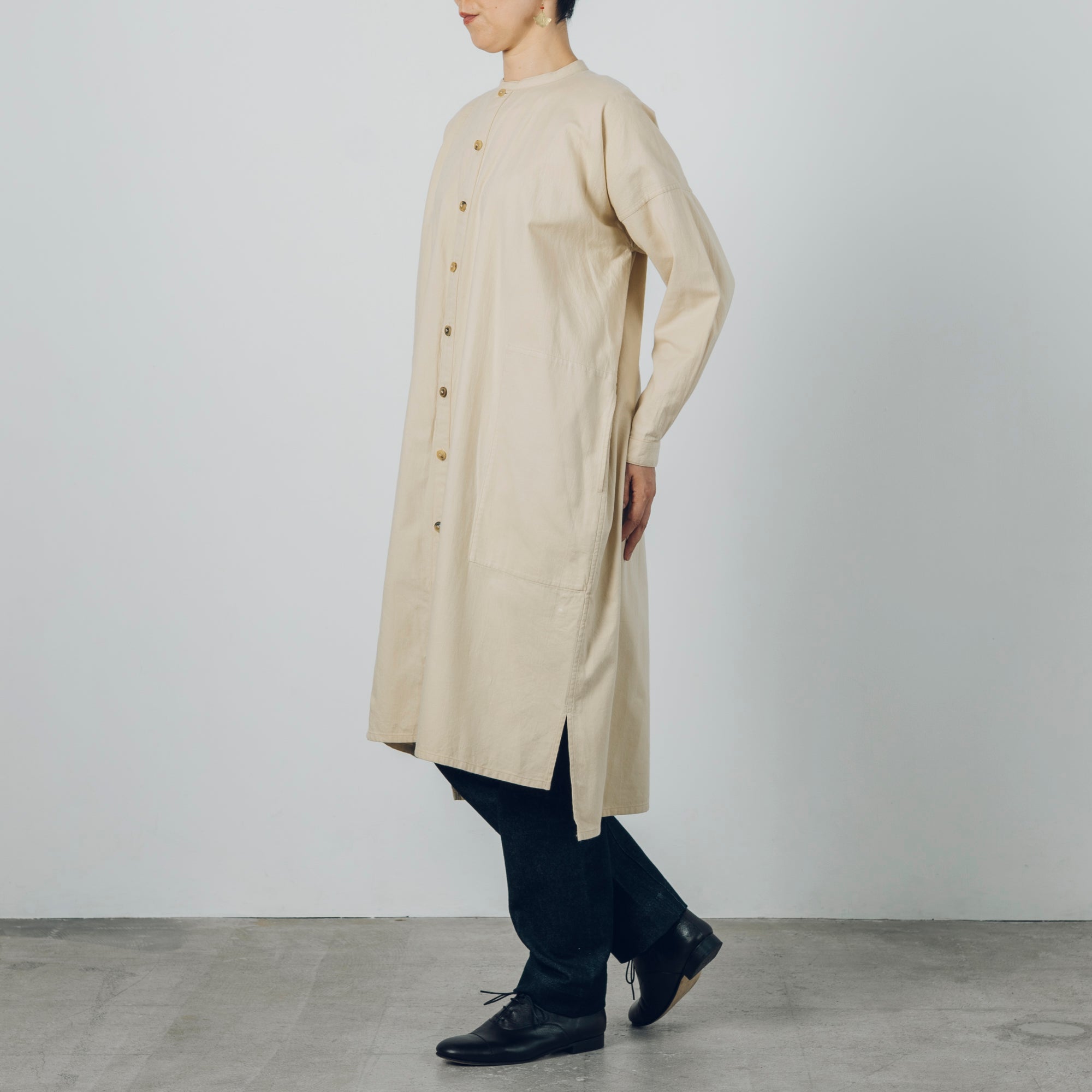 [Echizen One-piece dress] Organic cotton flannel / khaki beige (marigold dyed)