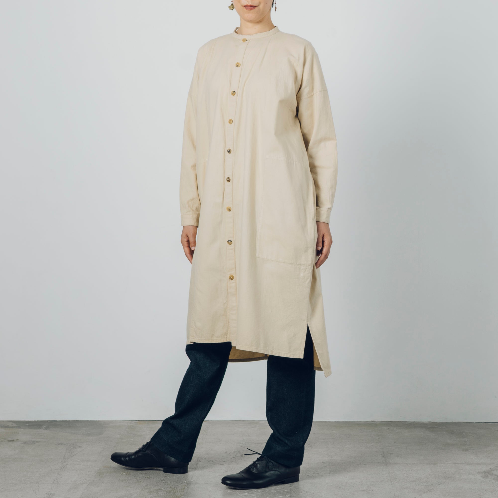 [Echizen One-piece dress] Organic cotton flannel / khaki beige (marigold dyed)