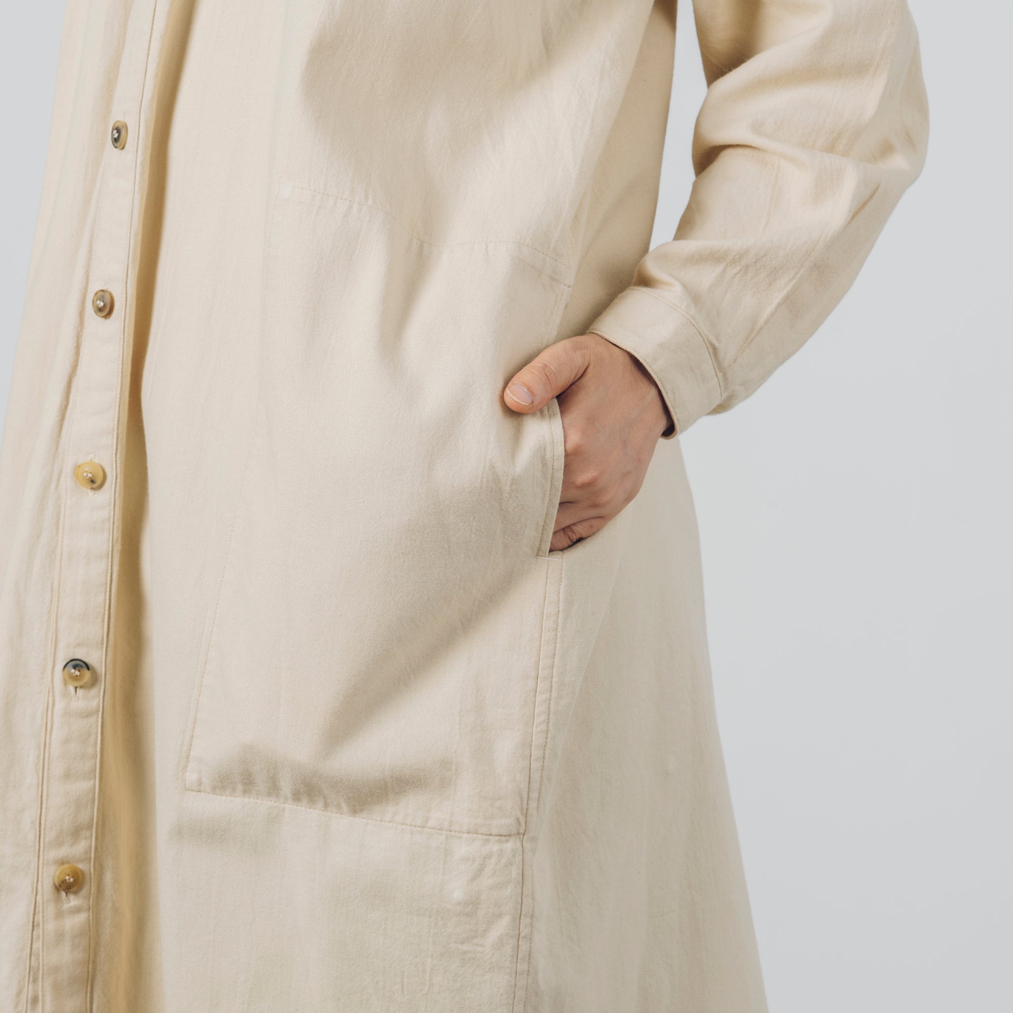 [Echizen One-piece dress] Organic cotton flannel / khaki beige (marigold dyed)