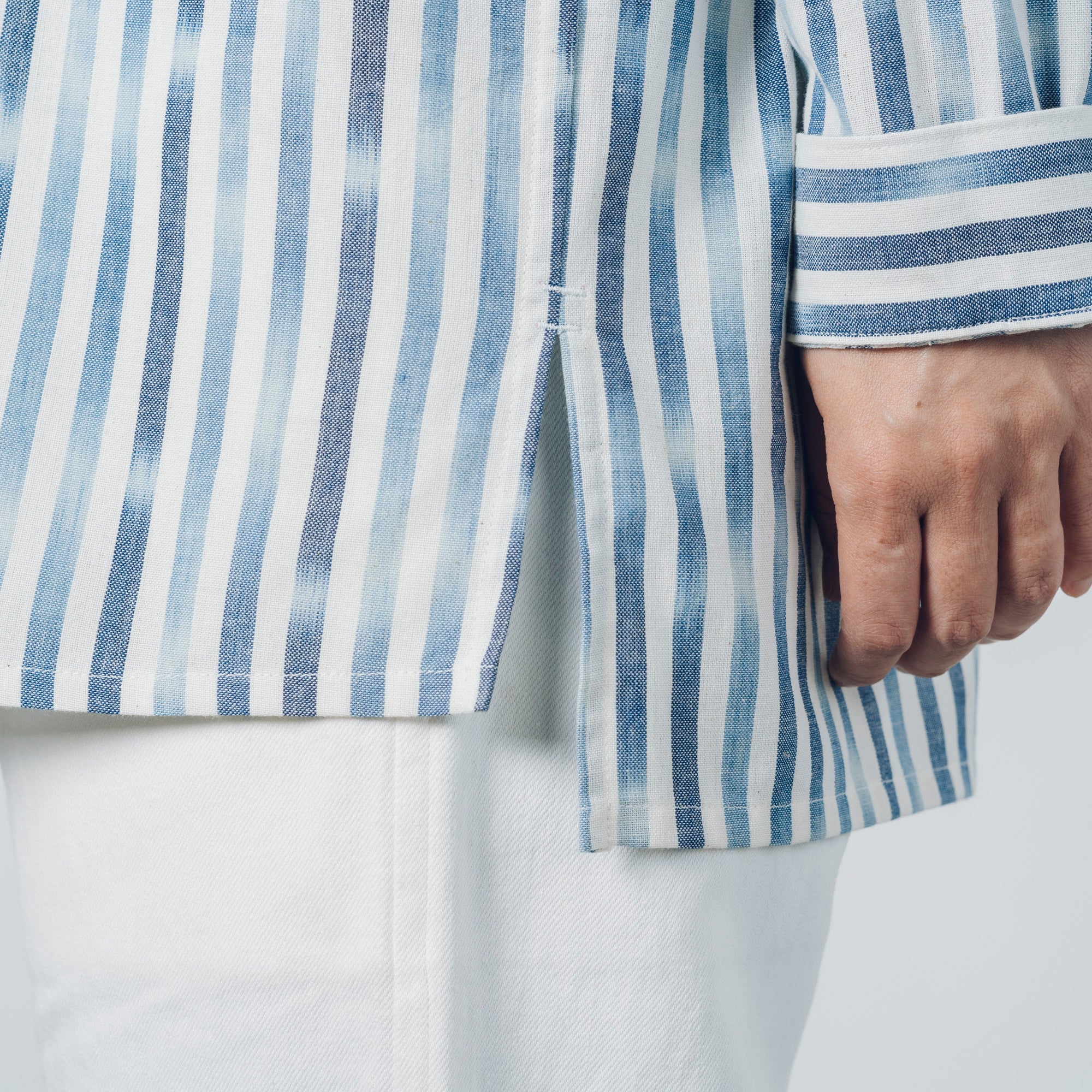 Advance reservation [Echizen shirt, long length] Kurume Kasuri, indigo-dyed stripes (cotton)