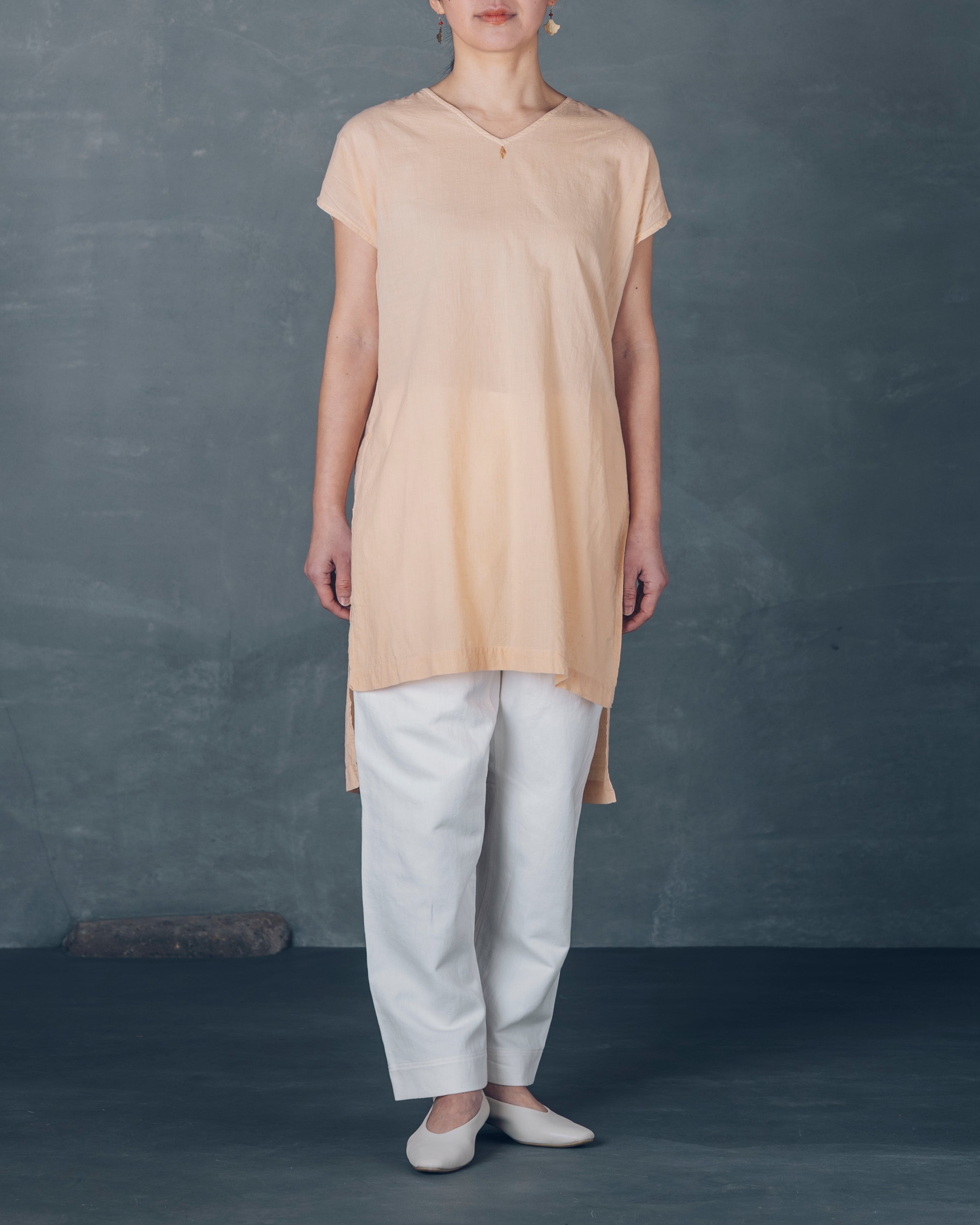 ［シャツ］Vネックチュニック/カディコットン/杉オレンジ