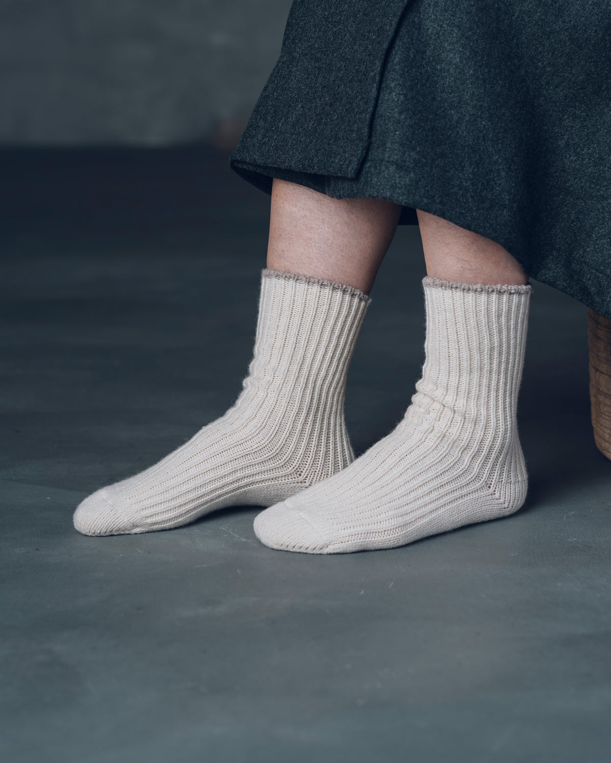 Merino Wool Mix / Available in 3 colors and 2 sizes