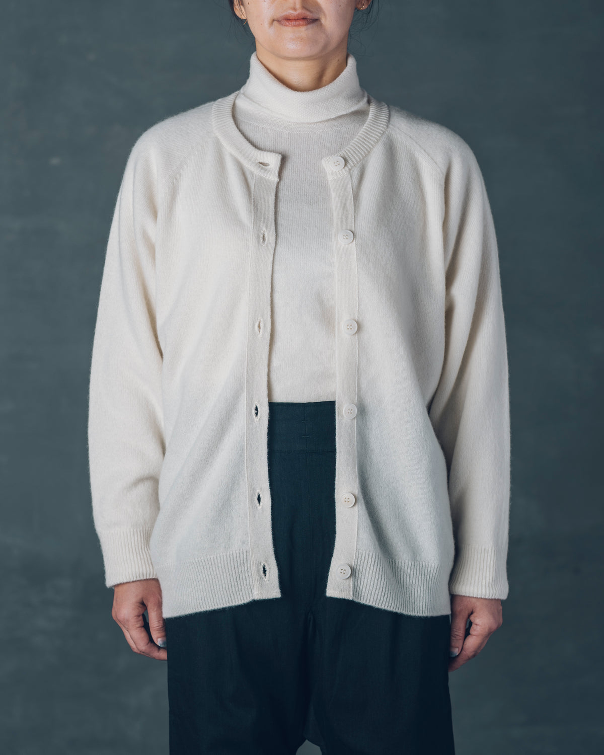 [Cardigan] Black Merino Gray / Size 1