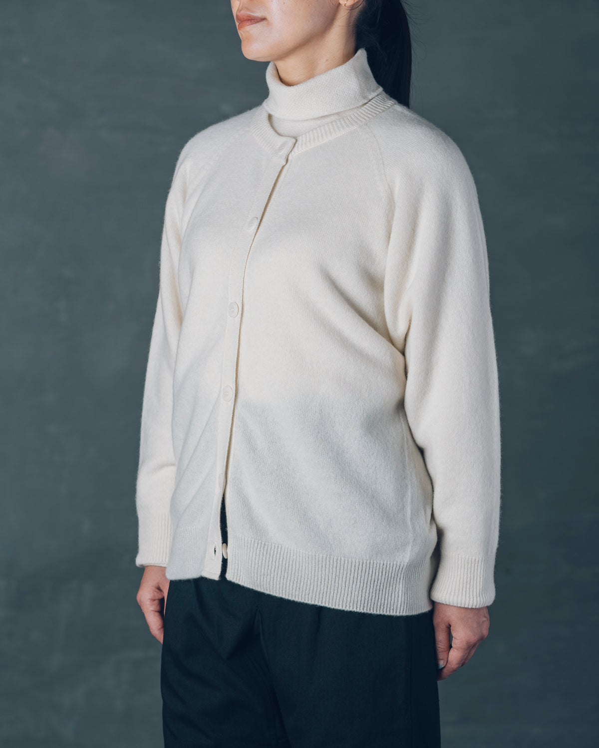 [Cardigan] Black Merino Gray / Size 1