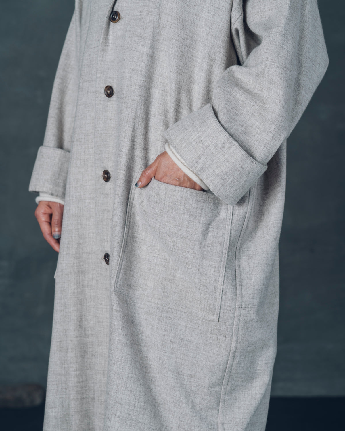 [Three-Panel Sleeve Coat] Thin Merino Wool / Gray