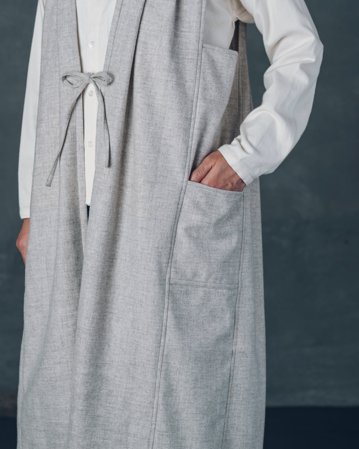 ［Sleeveless Long］ Merino Wool / Gray