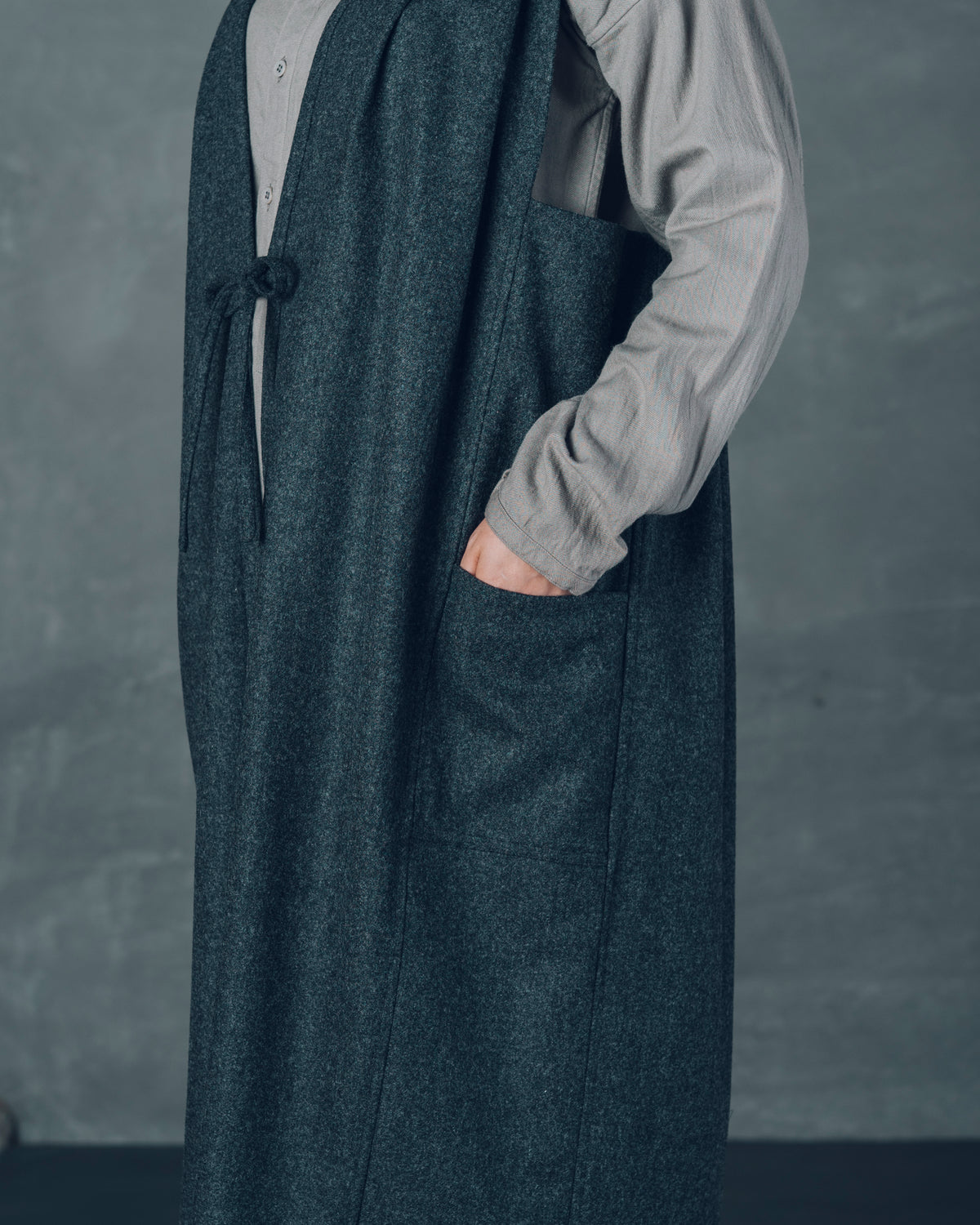 [Sleeveless Long] Rescue Cashmere / Charcoal