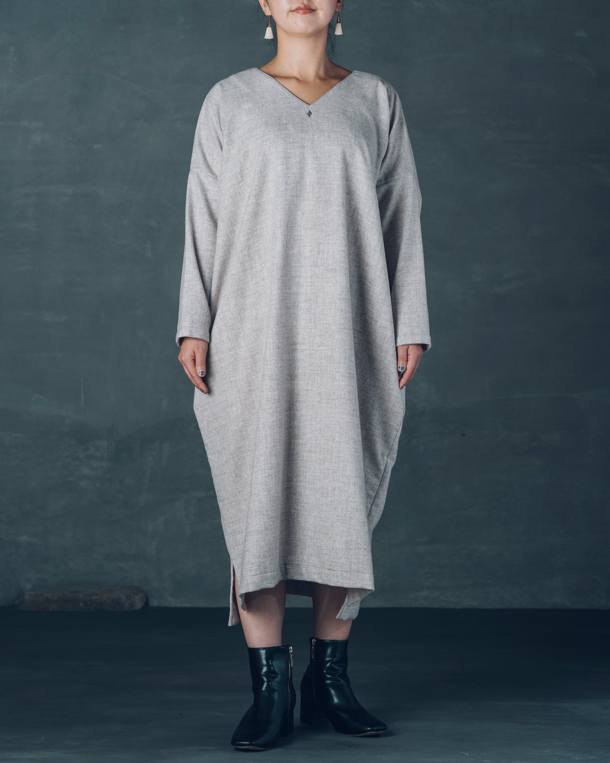 [V-neck Wide Dress] Merino Wool/Gray