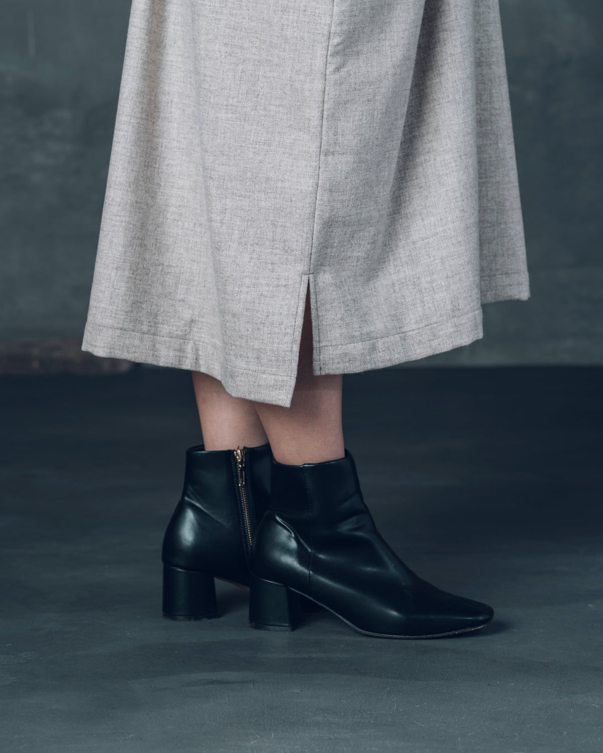 [V-neck Wide Dress] Merino Wool/Gray