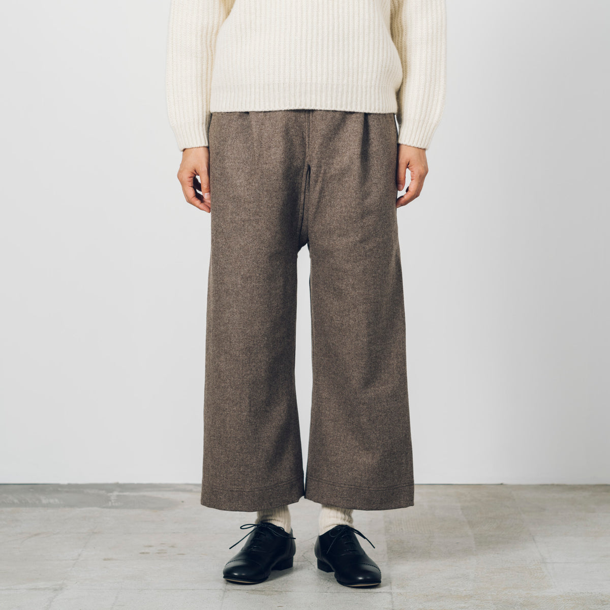 [Hakama] Black Merino Wool / Brown