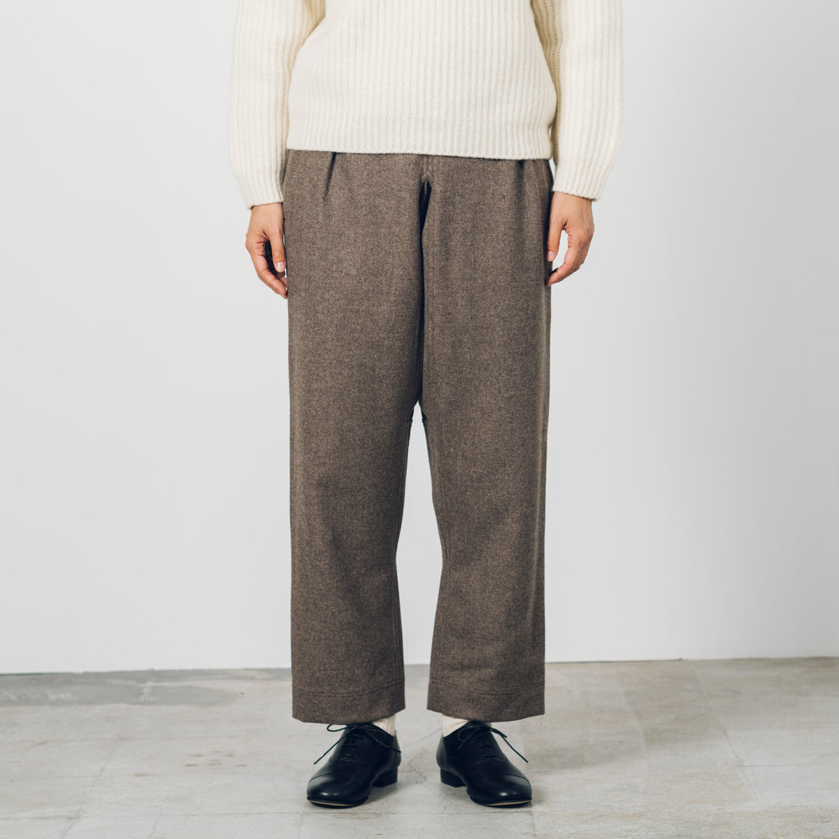 [Karusan] Black Merino Wool / Brown