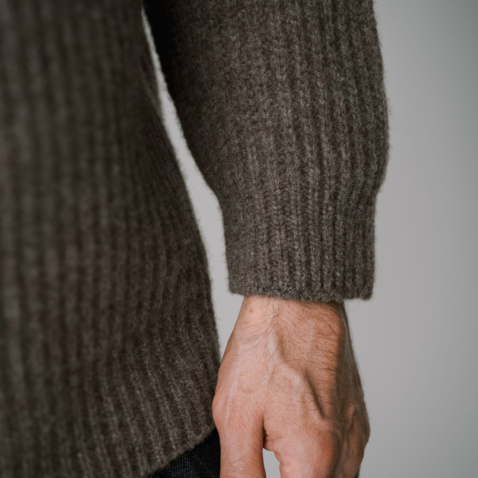 [Men's sweater] Black merino / 3 colors available