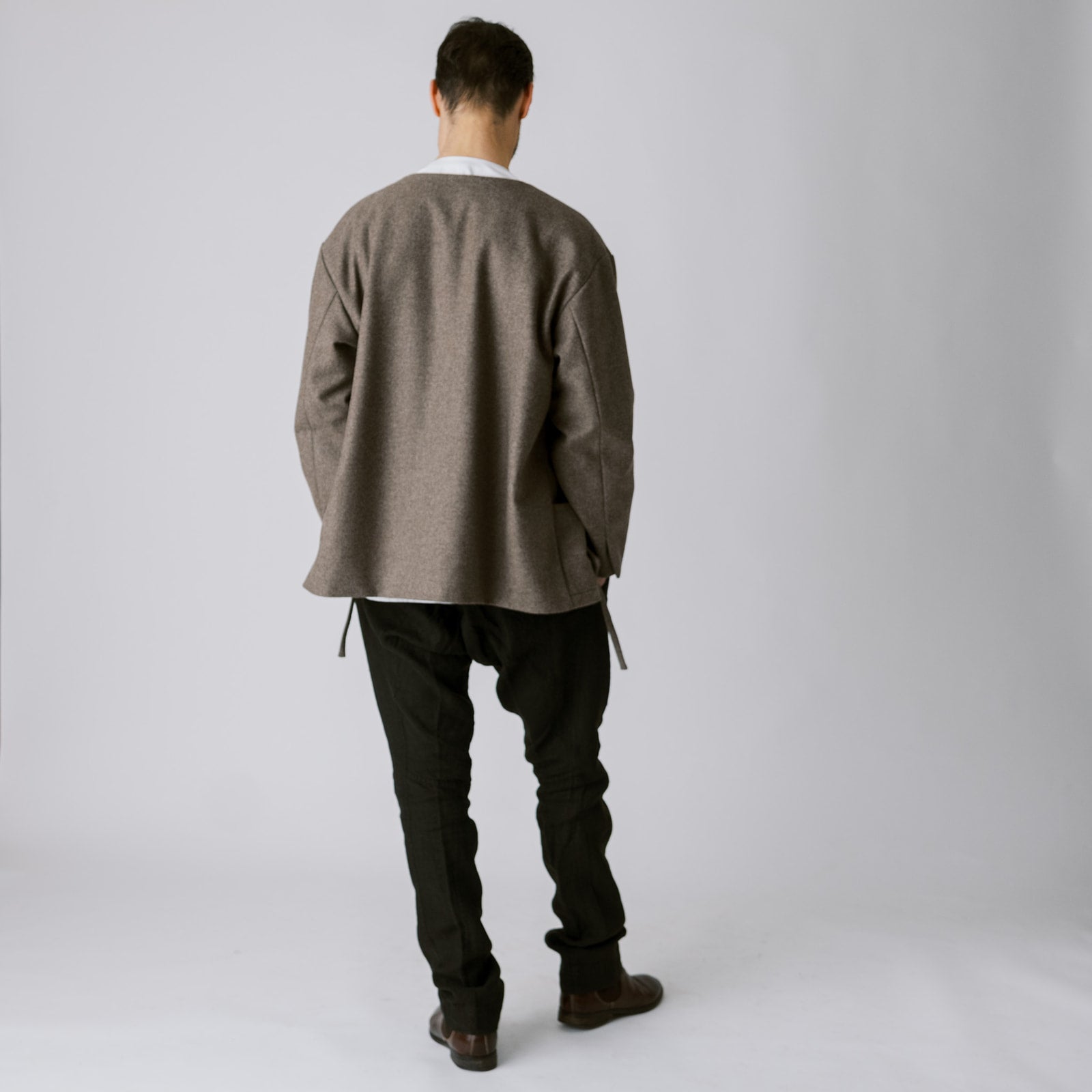 [Jacket] Wool (black merino) / Loop / Available in 2 colors